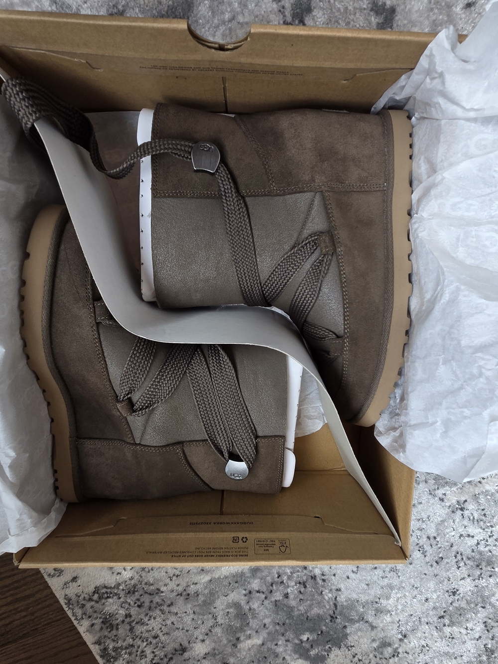 UGG Classic Femme Lace-Up Boots